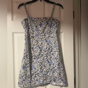 Floral Women’s Dress!